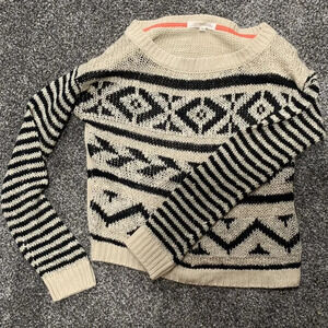 Rewind - cream & black sweater